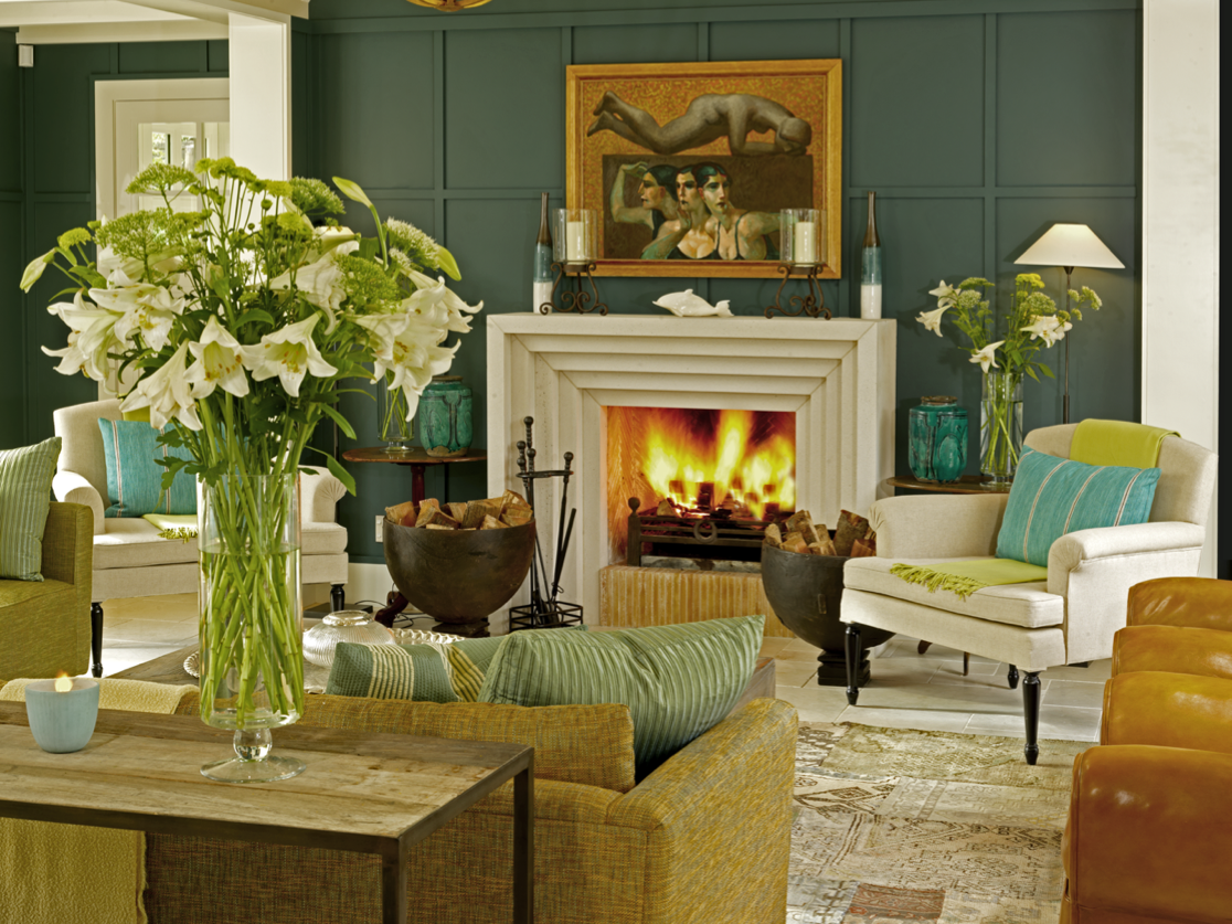 Huka Lounge fireplace